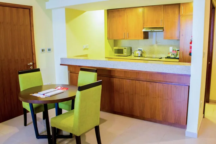 Дубай: Отель Ramada by Wyndham Downtown Dubai