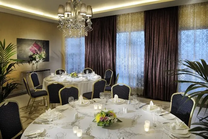 Дубай: Отель Ramada by Wyndham Downtown Dubai