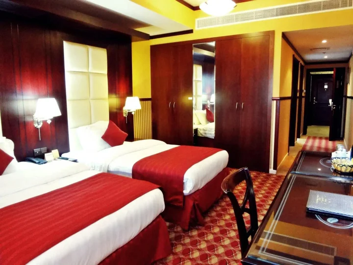 Дубай: Benta Grand Hotel