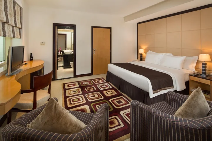 Дубай: Savoy Suites Hotel Apartment