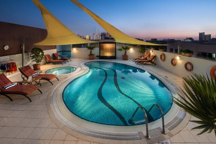 Дубай: Savoy Suites Hotel Apartment
