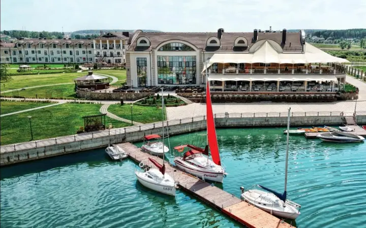 Ждановичи: Отель Robinson Club Resort & SPA