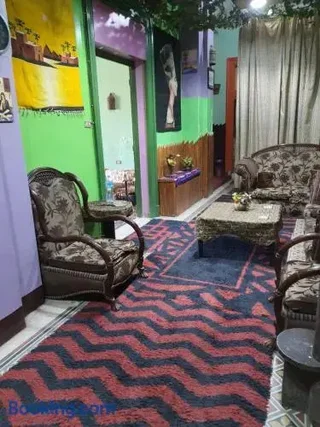 Каир: African House Hostel