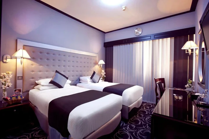 Дубай: Broadway Hotel