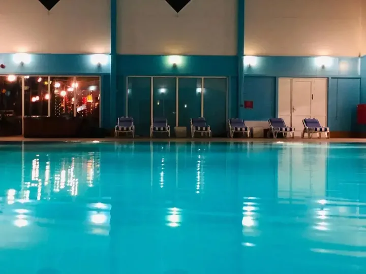 Баку: The Crescent Beach Hotel & Leisure Resort