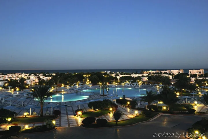 Хургада: Pharaoh Azur Resort