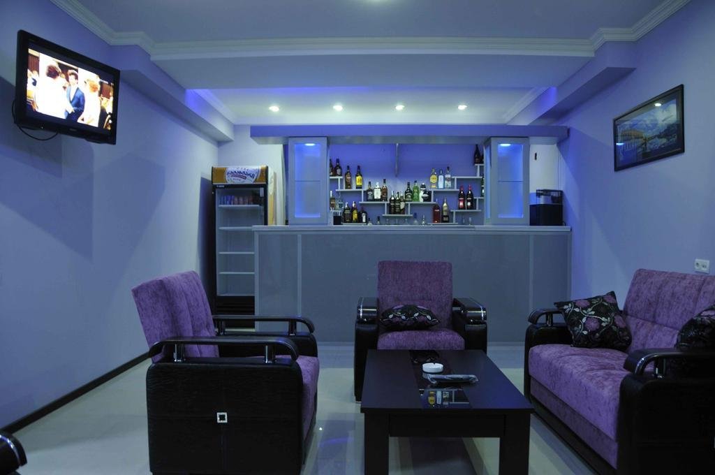 Кутаиси: Hotel Kolkha