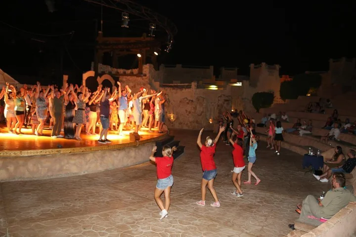 Шарм-эш-Шейх (Шарм-эль-Шейх): Charmillion Sea Life Resort