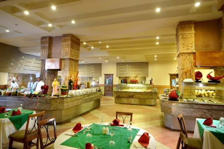 Шарм-эш-Шейх (Шарм-эль-Шейх): Charmillion Sea Life Resort