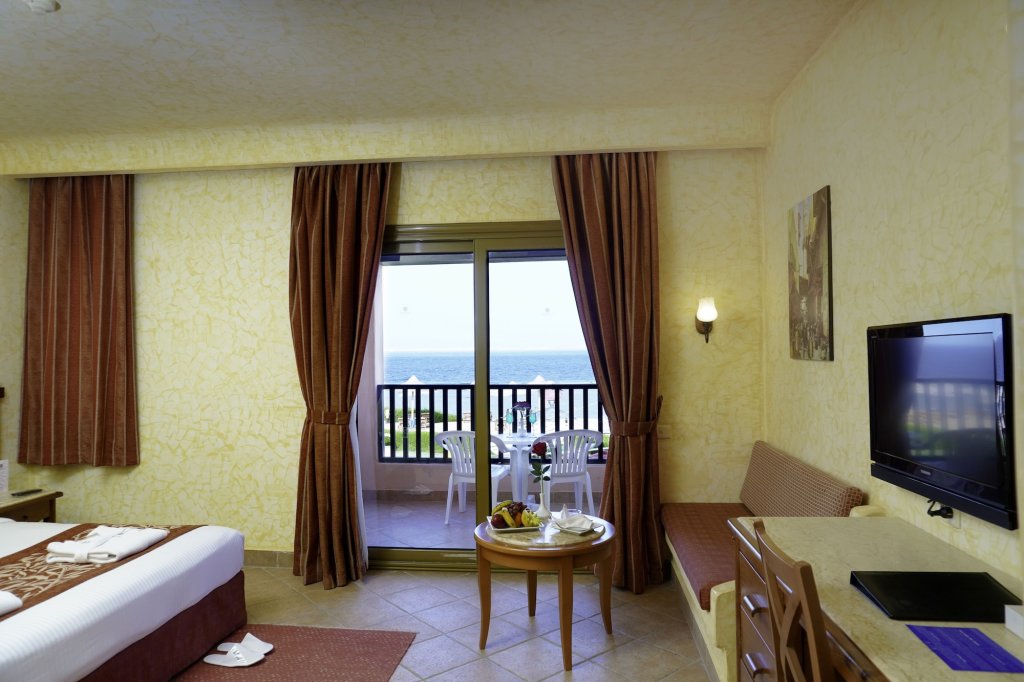 Шарм-эш-Шейх (Шарм-эль-Шейх): Charmillion Sea Life Resort