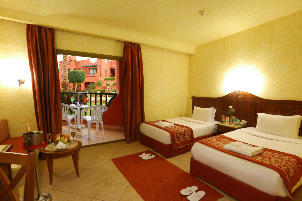 Шарм-эш-Шейх (Шарм-эль-Шейх): Charmillion Sea Life Resort