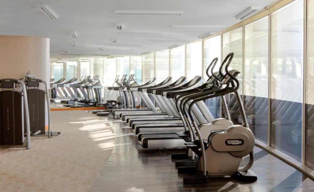 Дубай: Отель Crowne Plaza Festival City an IHG