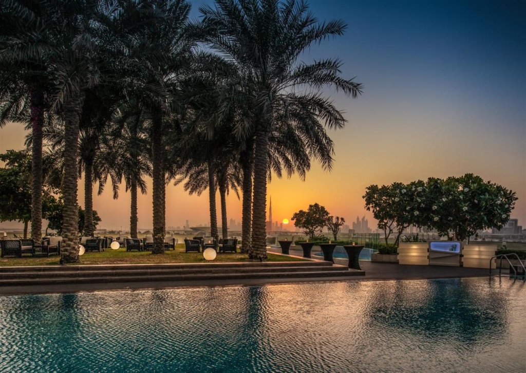Дубай: Отель Crowne Plaza Festival City an IHG