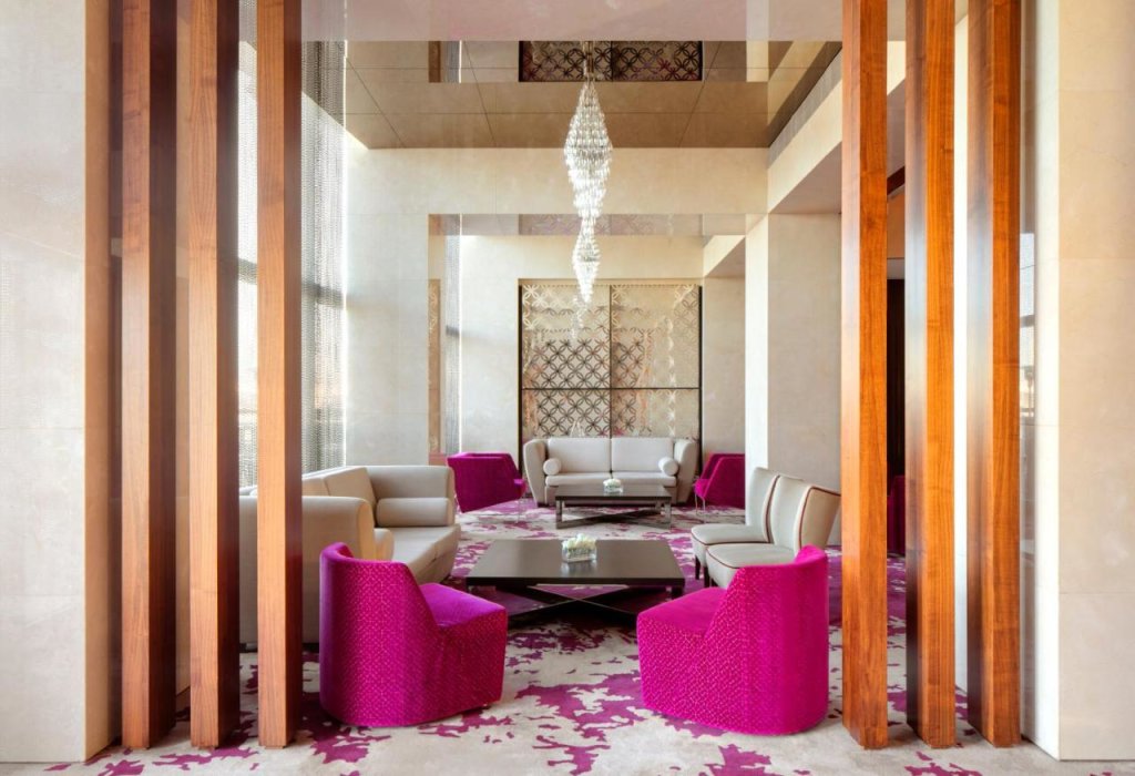 Дубай: Отель Crowne Plaza Festival City an IHG