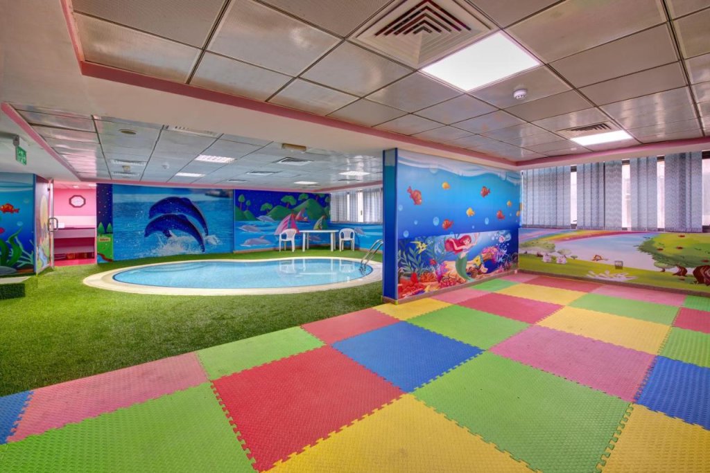 Шарджа: Sharjah Royal Tulip Hotel apartment