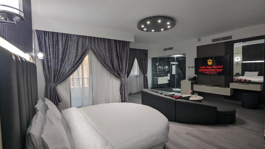 Шарджа: Sharjah Royal Tulip Hotel apartment