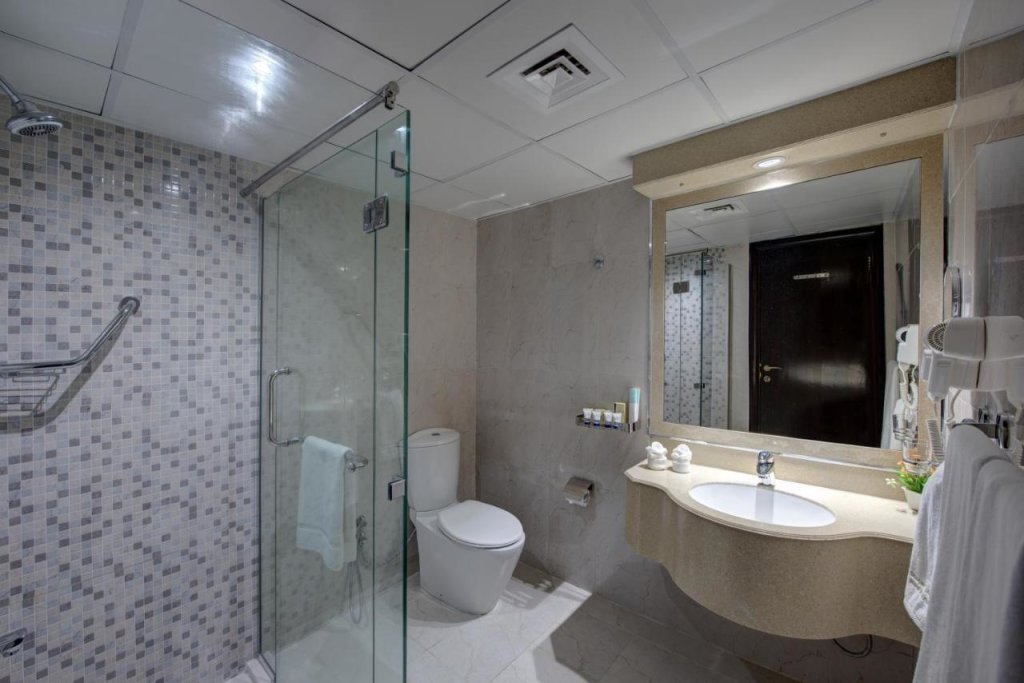 Шарджа: Sharjah Royal Tulip Hotel apartment