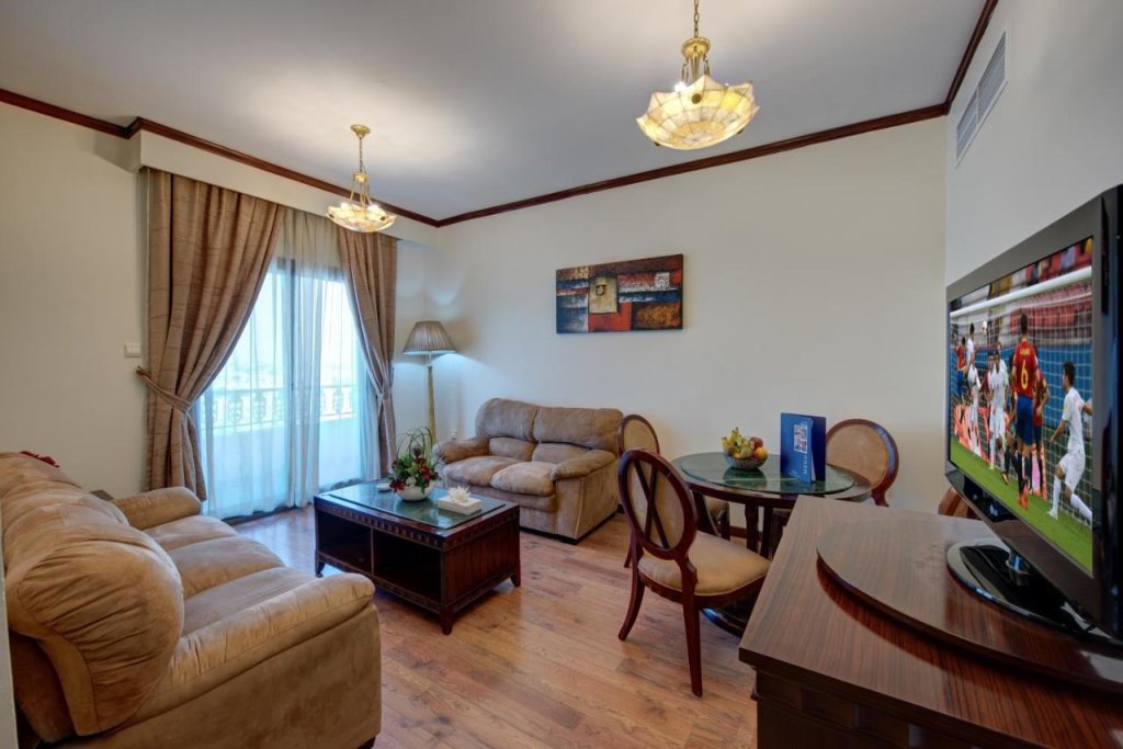 Шарджа: Sharjah Royal Tulip Hotel apartment