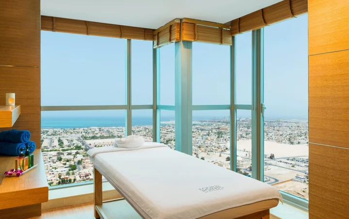 Дубай: Отель Four Points by Sheraton Sheikh Zayed Road