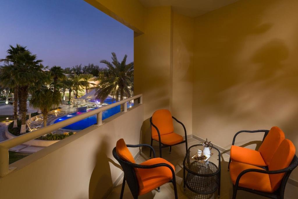 Абу-Даби: Metropolitan Al Mafraq Hotel