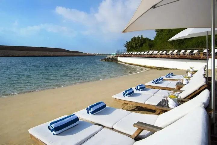 Гантут: Golden Tulip Al Jazira Hotel & Resort