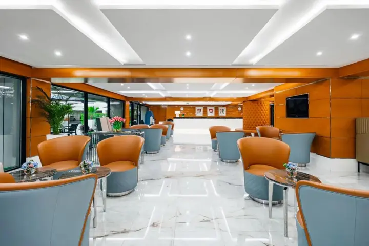 Дубай: Golden Sands Hotel Apartments