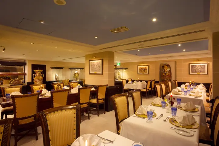 Дубай: Arabian Courtyard Hotel & Spa