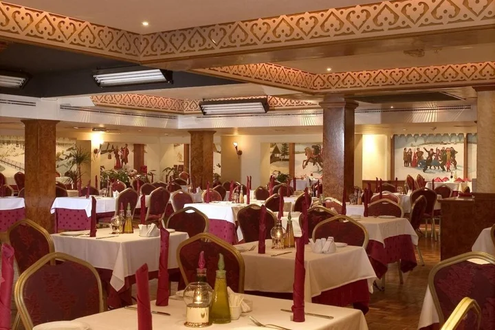 Дубай: Ascot Hotel