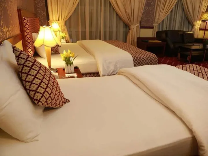 Дубай: Sadaf Hotel