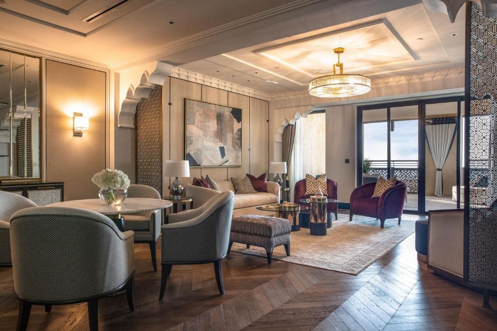 Дубай: Отель Jumeirah Mina Al Salam