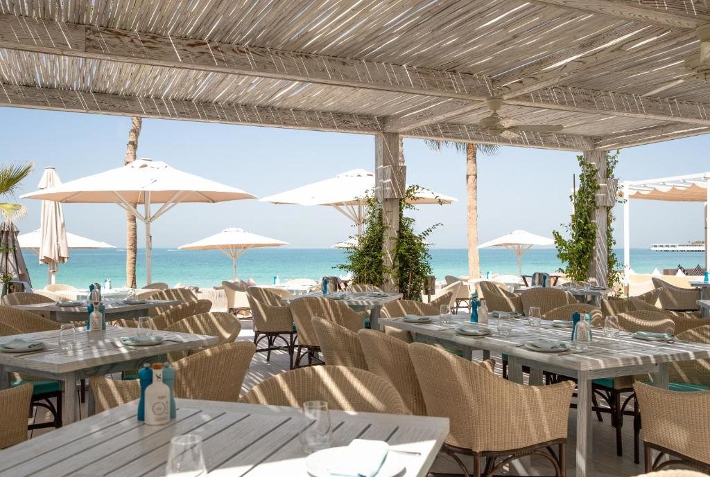 Дубай: Отель Jumeirah Mina Al Salam