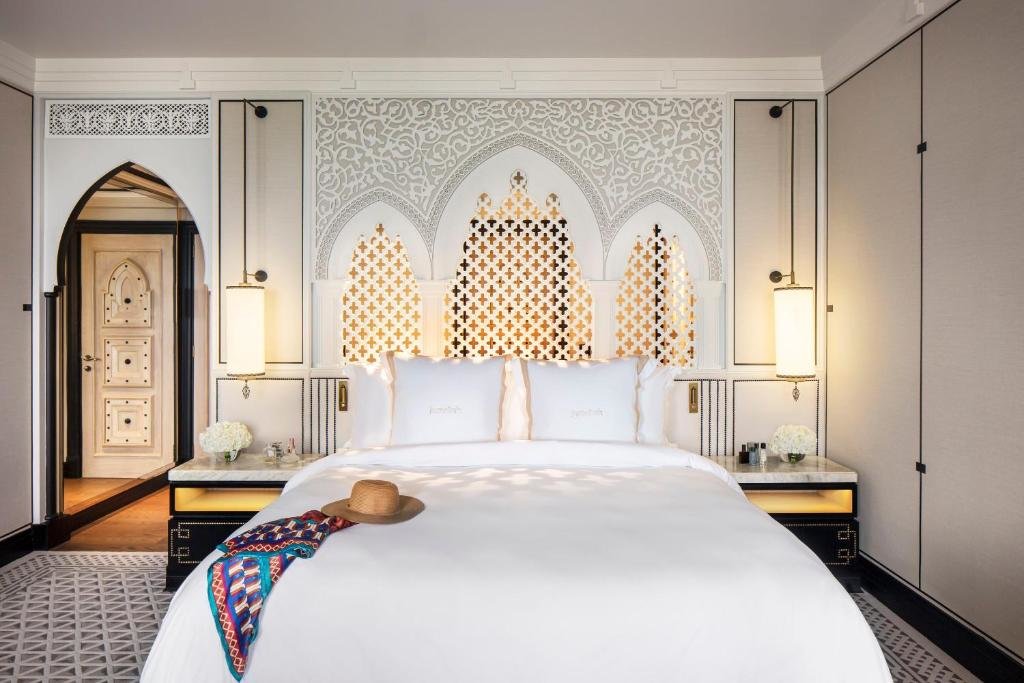 Дубай: Отель Jumeirah Mina Al Salam