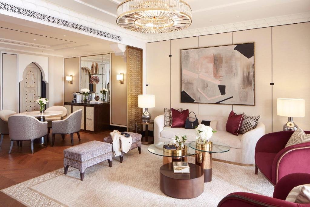 Дубай: Отель Jumeirah Mina Al Salam
