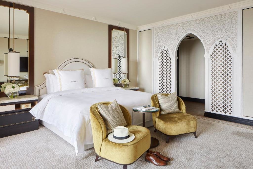 Дубай: Отель Jumeirah Mina Al Salam