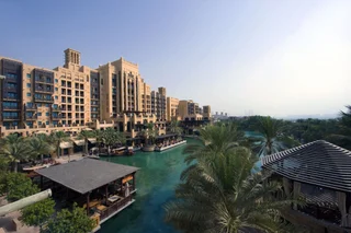 Дубай: Отель Jumeirah Mina Al Salam