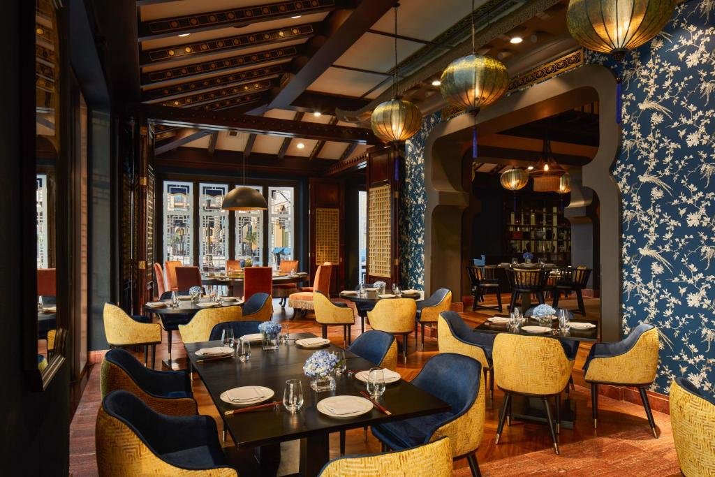 Дубай: Отель Jumeirah Mina Al Salam