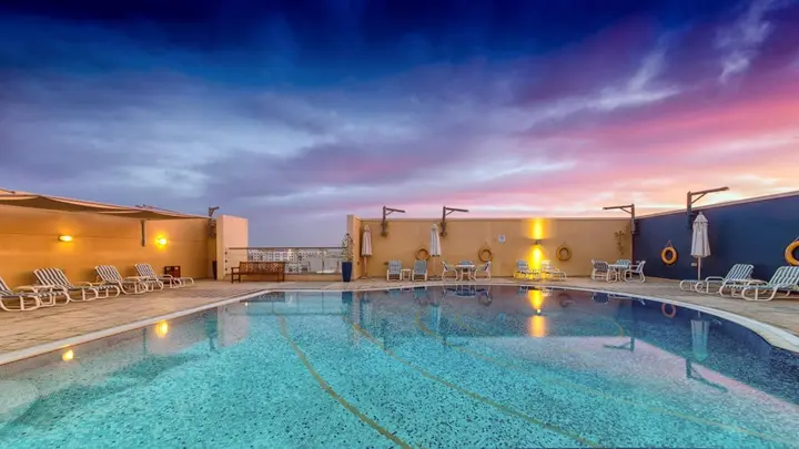 Дубай: Nojoum Hotel Apartments