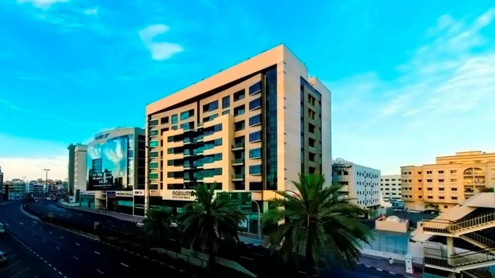 Дубай: Nojoum Hotel Apartments