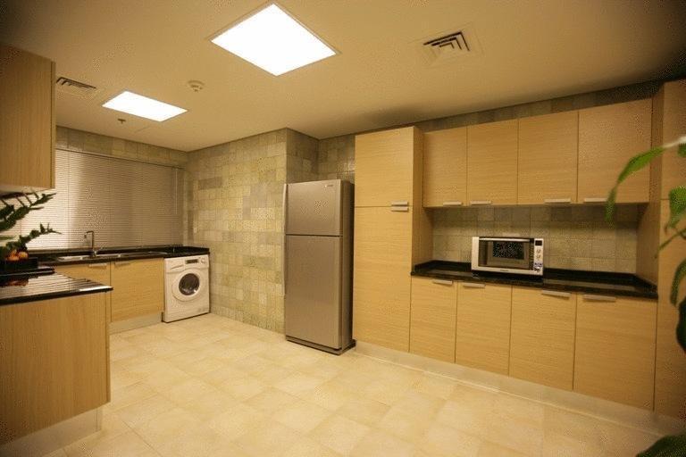 Дубай: Nojoum Hotel Apartments