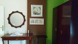 Шарджа: Royal Crown Suites