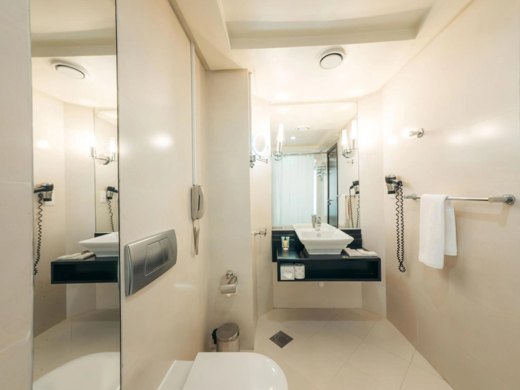 Абу-Даби: Kingsgate Hotel Abu Dhabi
