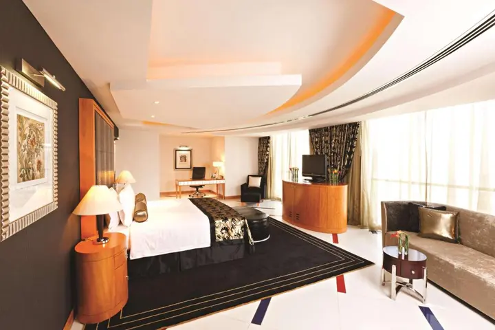 Дубай: Fairmont Dubai