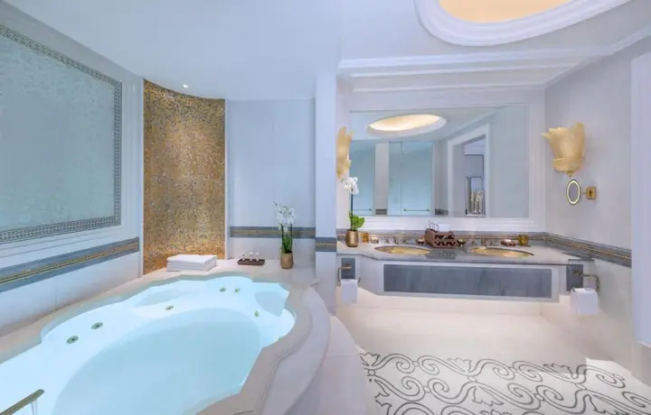 Абу-Даби: Emirates Palace Mandarin Oriental