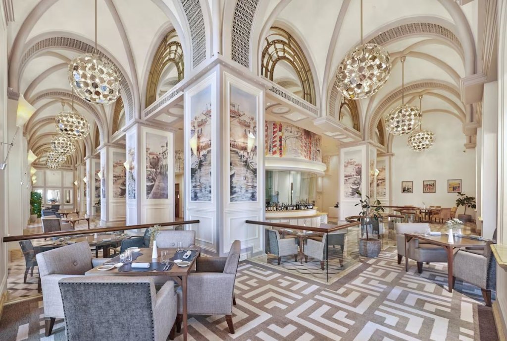Абу-Даби: Emirates Palace Mandarin Oriental