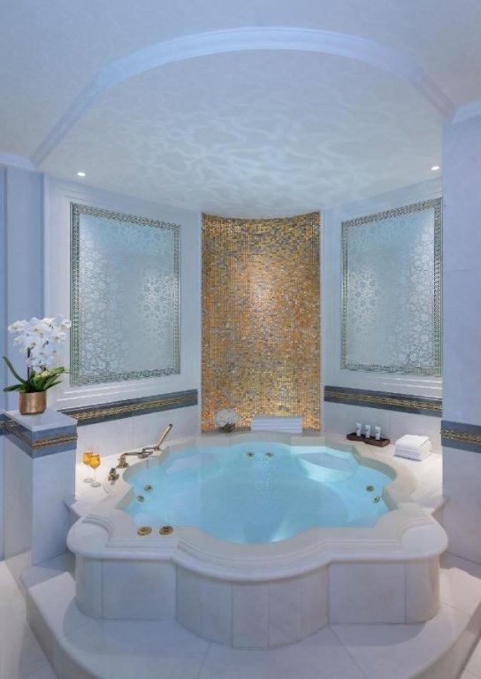 Абу-Даби: Emirates Palace Mandarin Oriental