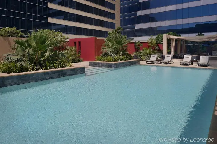 Дубай: The H Dubai