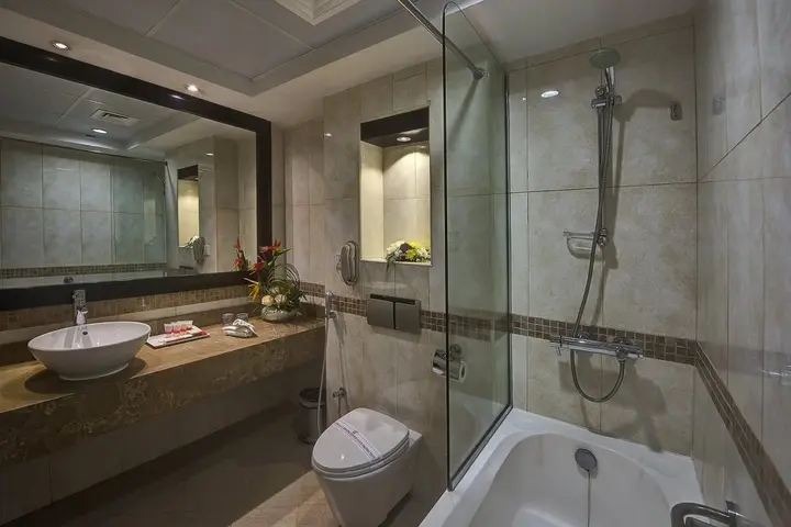 Дубай: Grandeur Hotel