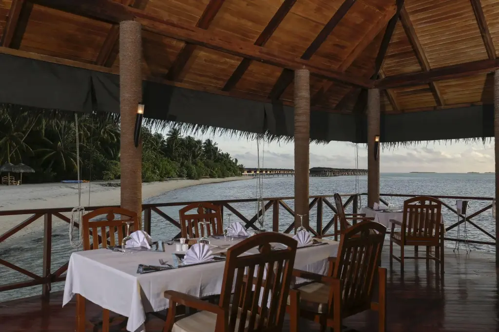 Атолл Мулаку: Medhufushi Island Resort