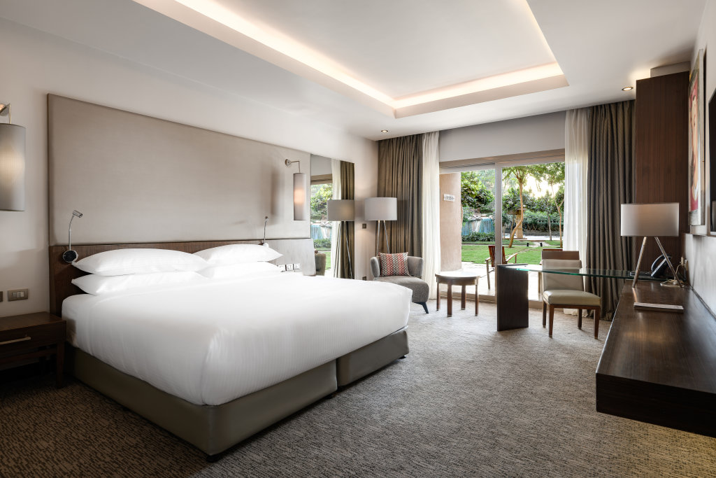 Каир: Dusit Thani LakeView Cairo