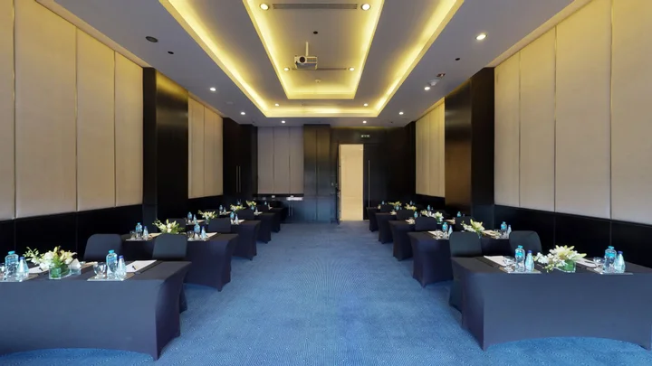 Каир: Dusit Thani LakeView Cairo